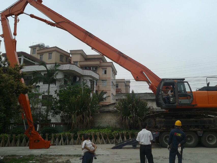 挖掘機(jī)拆樓臂，挖掘機(jī)拆樓臂廠家，挖掘機(jī)改裝拆樓臂