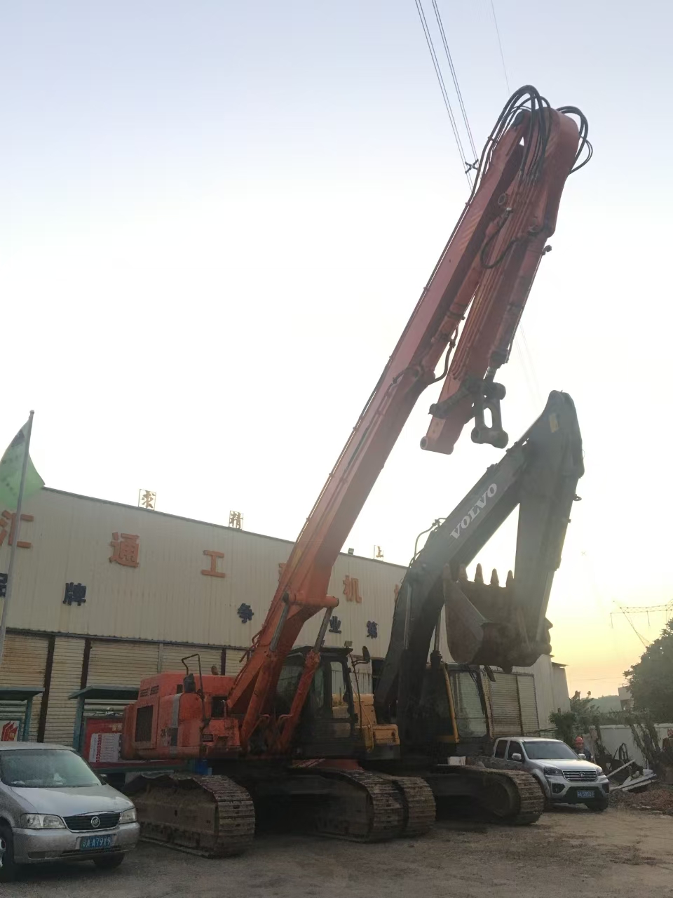 挖掘機(jī)打樁臂、打樁臂、打樁錘、挖掘機(jī)打樁臂廠家