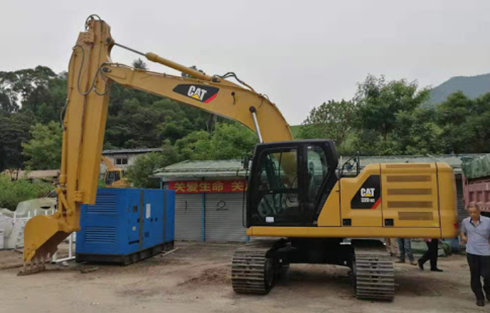 挖掘機(jī)伸縮臂 挖掘機(jī)伸縮臂